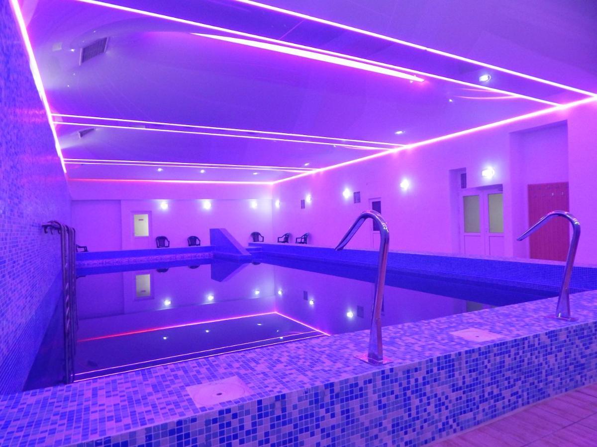 Hotel Traian Caciulata Călimăneşti Exteriér fotografie