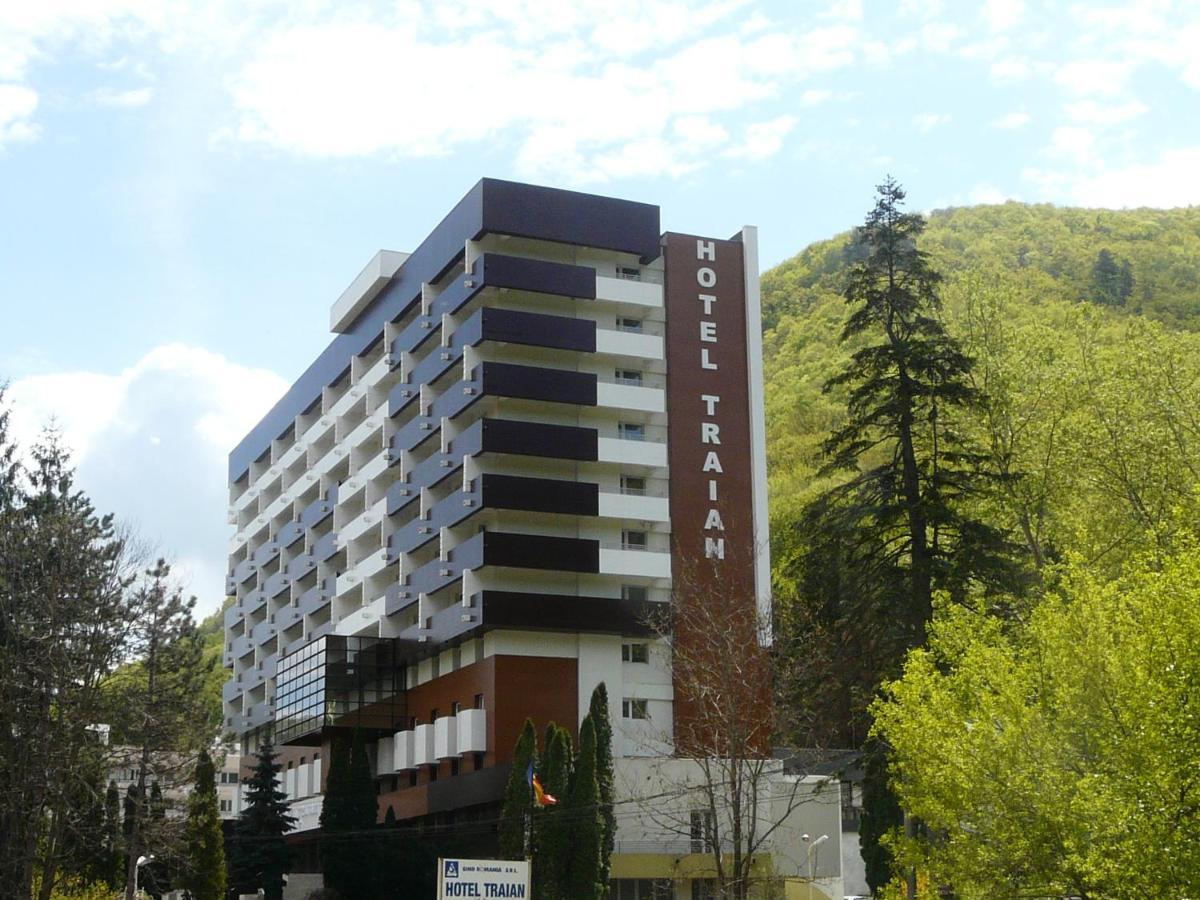Hotel Traian Caciulata Călimăneşti Exteriér fotografie