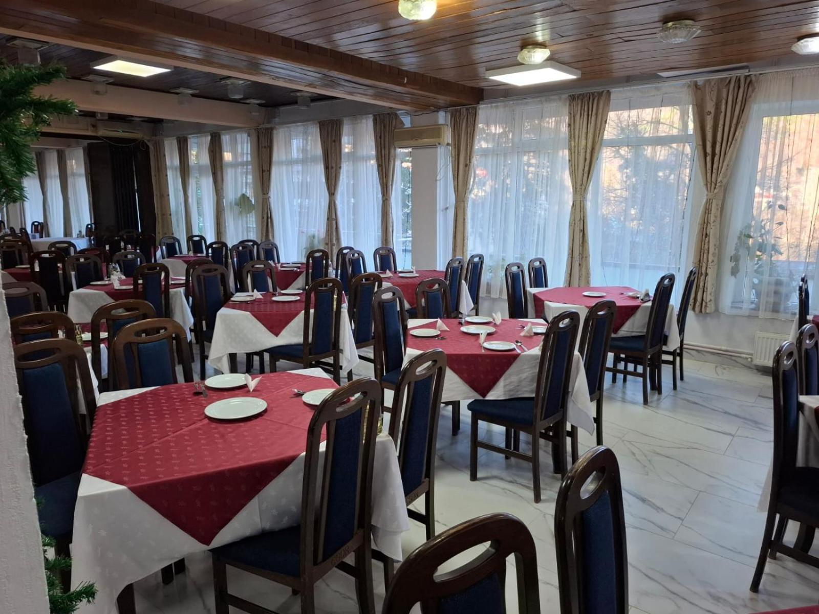 Hotel Traian Caciulata Călimăneşti Exteriér fotografie